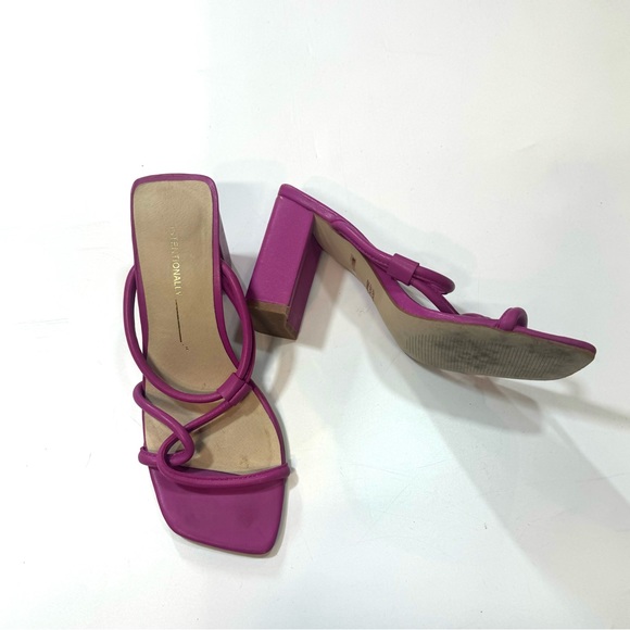 INTENTIONALLY BLANK  REVOLVE Wick Sandal in Purple Size 7 - Picture 2 of 7